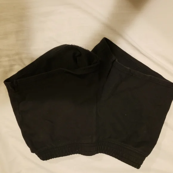SO Black Jogger Shorts - Picture 3 of 3